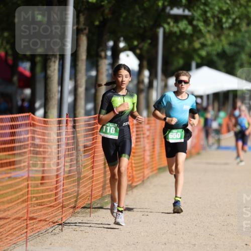 07.09.2025 - 19. Norderstedt Triathlon Michael Strokosch http://msf.ph/oto/8758515 07.09.2025 11:04:31 Laufen 110, 650 meine-sportfotos.de