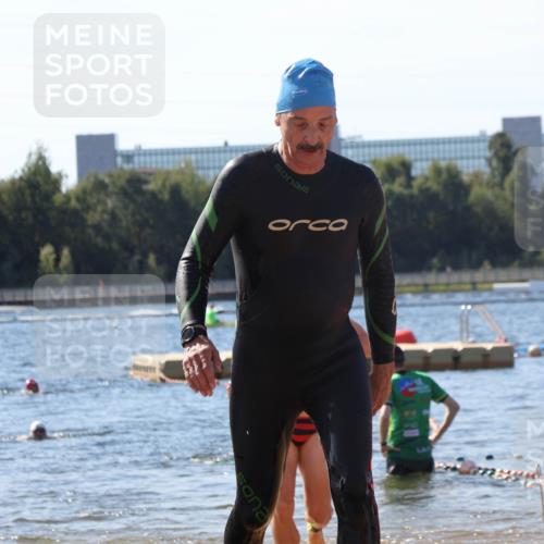 07.09.2025 - 19. Norderstedt Triathlon Luisa Fischer http://msf.ph/oto/8758604 07.09.2025 11:50:10 Schwimmen 757, 762, 828 meine-sportfotos.de