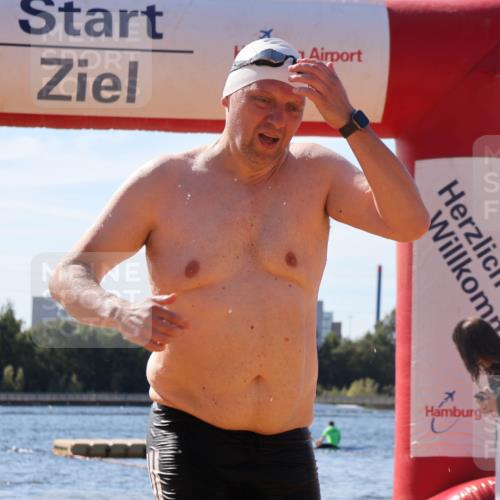 07.09.2025 - 19. Norderstedt Triathlon Luisa Fischer http://msf.ph/oto/8758765 07.09.2025 11:50:38 Schwimmen 1276 meine-sportfotos.de