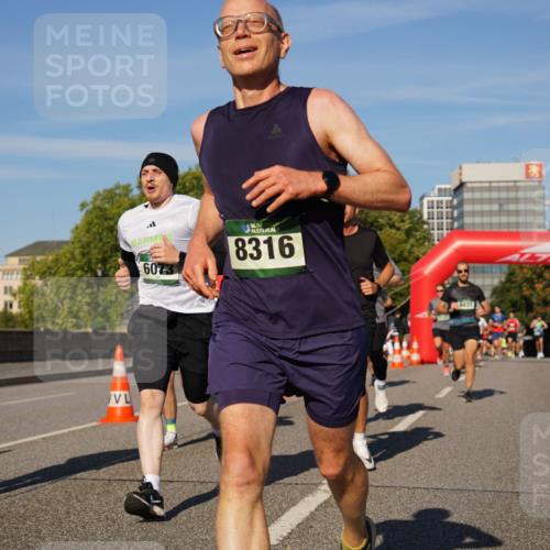 07.09.2025 - BARMER Alsterlauf Yannick Fuchs http://msf.ph/oto/8758967 07.09.2025 09:39:19 Laufen 4866, 6073, 36, 8316, 3 meine-sportfotos.de