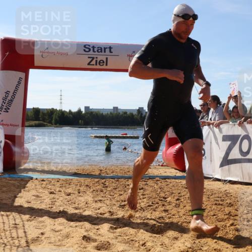 07.09.2025 - 19. Norderstedt Triathlon Luisa Fischer http://msf.ph/oto/8759026 07.09.2025 11:53:32 Schwimmen 1296 meine-sportfotos.de