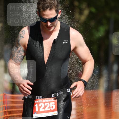 07.09.2025 - 19. Norderstedt Triathlon Michael Strokosch http://msf.ph/oto/8759086 07.09.2025 12:05:52 Laufen 201, 237, 815, 862, 1225, 1265, 1372 meine-sportfotos.de