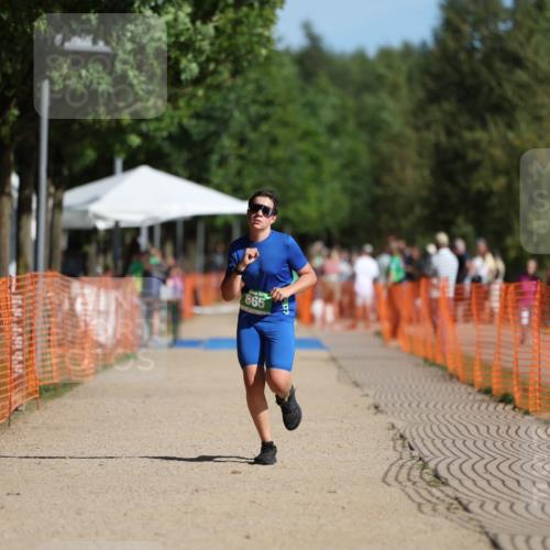 07.09.2025 - 19. Norderstedt Triathlon Michael Strokosch http://msf.ph/oto/8759110 07.09.2025 11:05:19 Laufen 107, 665 meine-sportfotos.de