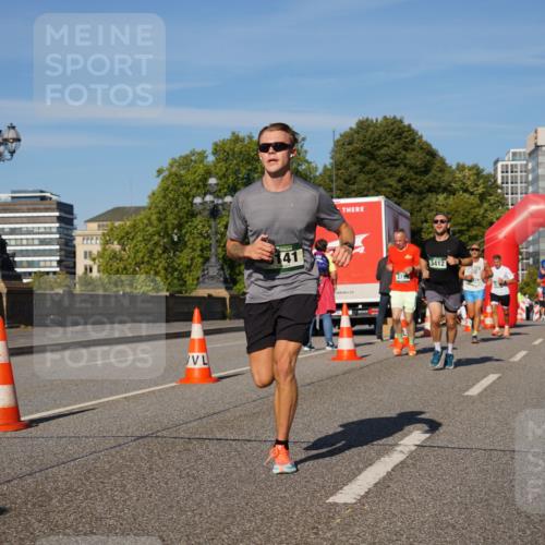 07.09.2025 - BARMER Alsterlauf Yannick Fuchs http://msf.ph/oto/8759123 07.09.2025 09:39:24 Laufen 41, 3412 meine-sportfotos.de