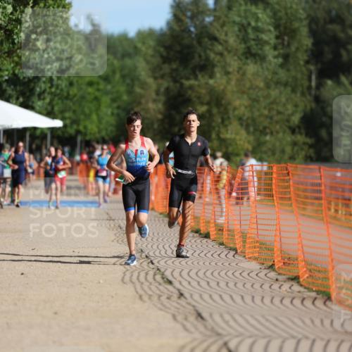 07.09.2025 - 19. Norderstedt Triathlon Michael Strokosch http://msf.ph/oto/8759443 07.09.2025 10:44:45 Laufen 102, 651 meine-sportfotos.de