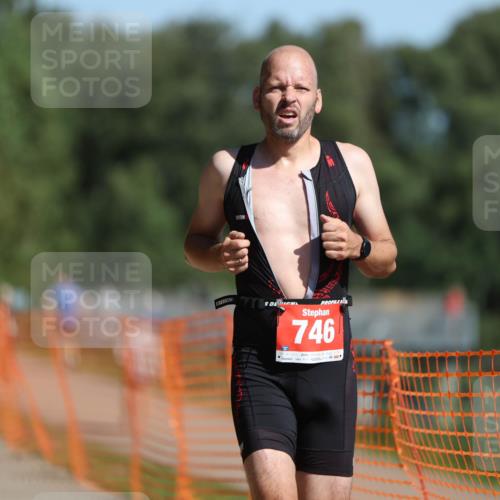 07.09.2025 - 19. Norderstedt Triathlon Michael Strokosch http://msf.ph/oto/8759453 07.09.2025 12:06:14 Laufen 746 meine-sportfotos.de