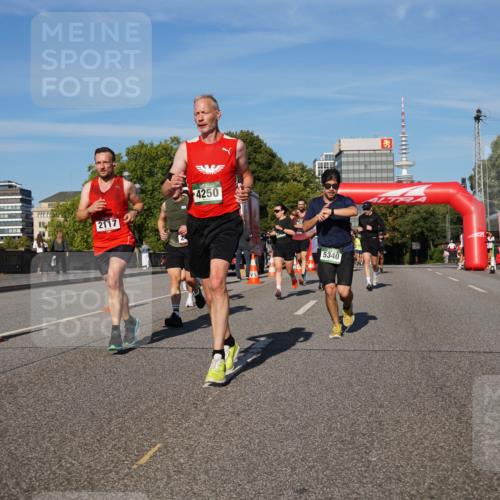 07.09.2025 - BARMER Alsterlauf Yannick Fuchs http://msf.ph/oto/8759459 07.09.2025 09:39:34 Laufen 2117, 4250, 5340 meine-sportfotos.de