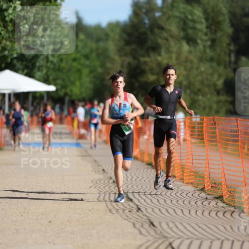 07.09.2025 - 19. Norderstedt Triathlon Michael Strokosch http://msf.ph/oto/8759467 07.09.2025 10:44:46 Laufen 102, 651 meine-sportfotos.de