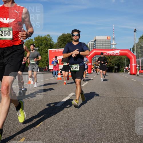07.09.2025 - BARMER Alsterlauf Yannick Fuchs http://msf.ph/oto/8759487 07.09.2025 09:39:34 Laufen 2117, 136, 4250, 2541, 5340 meine-sportfotos.de