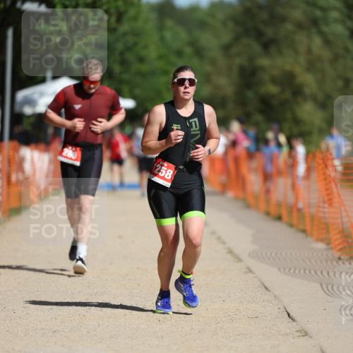 07.09.2025 - 19. Norderstedt Triathlon Michael Strokosch http://msf.ph/oto/8759531 07.09.2025 12:06:21 Laufen 280, 1258 meine-sportfotos.de