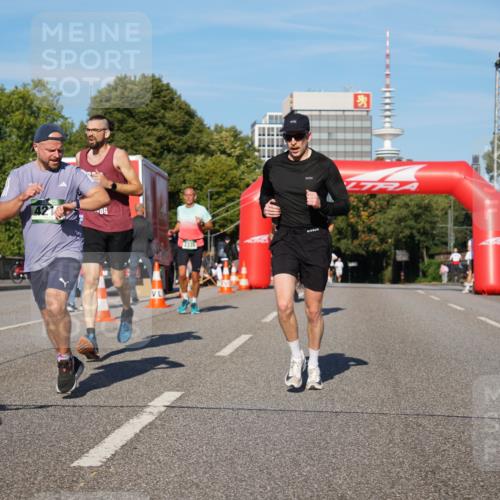 07.09.2025 - BARMER Alsterlauf Yannick Fuchs http://msf.ph/oto/8759546 07.09.2025 09:39:36 Laufen 2335 meine-sportfotos.de