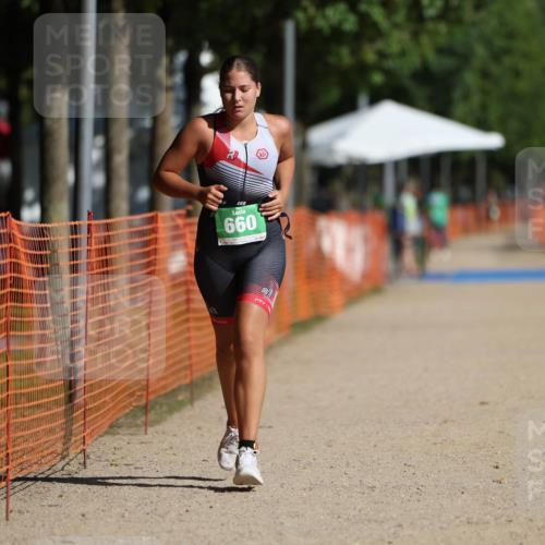 07.09.2025 - 19. Norderstedt Triathlon Michael Strokosch http://msf.ph/oto/8759570 07.09.2025 11:07:12 Laufen 660 meine-sportfotos.de