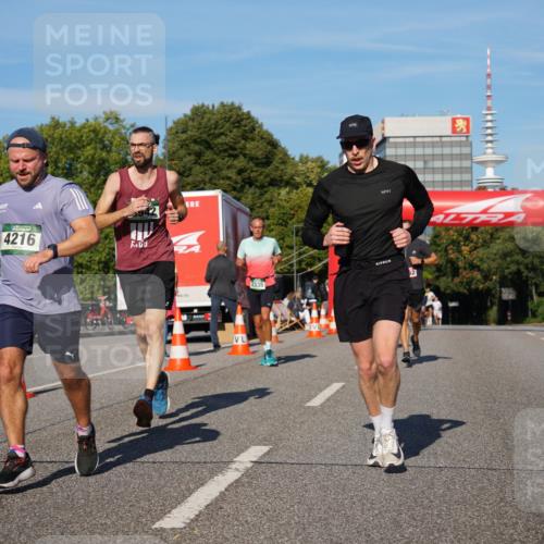 07.09.2025 - BARMER Alsterlauf Yannick Fuchs http://msf.ph/oto/8759571 07.09.2025 09:39:37 Laufen 4216, 2335 meine-sportfotos.de