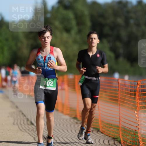 07.09.2025 - 19. Norderstedt Triathlon Michael Strokosch http://msf.ph/oto/8759591 07.09.2025 10:44:49 Laufen 102, 651 meine-sportfotos.de