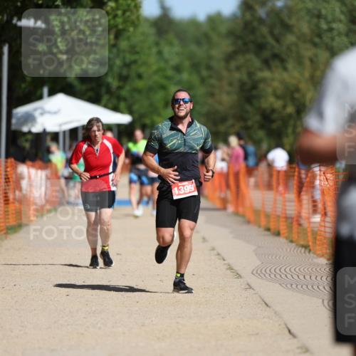 07.09.2025 - 19. Norderstedt Triathlon Michael Strokosch http://msf.ph/oto/8759938 07.09.2025 12:06:36 Laufen 801, 1229, 1395 meine-sportfotos.de