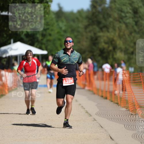 07.09.2025 - 19. Norderstedt Triathlon Michael Strokosch http://msf.ph/oto/8759974 07.09.2025 12:06:37 Laufen 801, 1229, 1395 meine-sportfotos.de