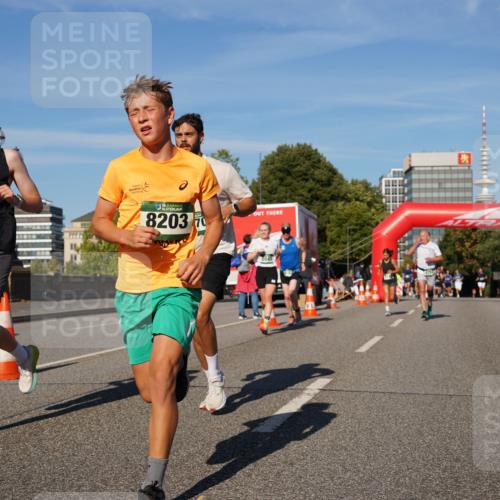07.09.2025 - BARMER Alsterlauf Yannick Fuchs http://msf.ph/oto/8760002 07.09.2025 09:39:54 Laufen 5644, 36, 8203, 6043 meine-sportfotos.de