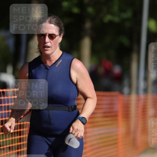 07.09.2025 - 19. Norderstedt Triathlon Michael Strokosch http://msf.ph/oto/8760099 07.09.2025 10:45:06 Laufen 131, 1111, 1119 meine-sportfotos.de