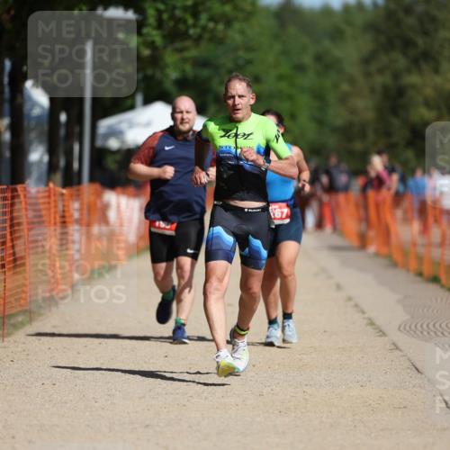 07.09.2025 - 19. Norderstedt Triathlon Michael Strokosch http://msf.ph/oto/8760124 07.09.2025 12:06:48 Laufen 190, 771, 1267 meine-sportfotos.de