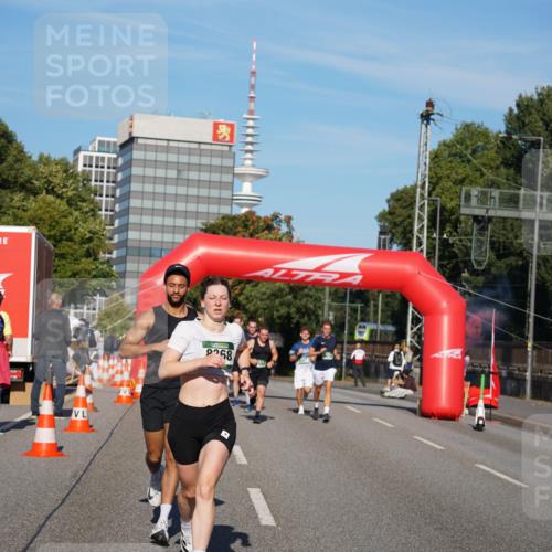 07.09.2025 - BARMER Alsterlauf Yannick Fuchs http://msf.ph/oto/8760181 07.09.2025 09:40:02 Laufen 9268 meine-sportfotos.de