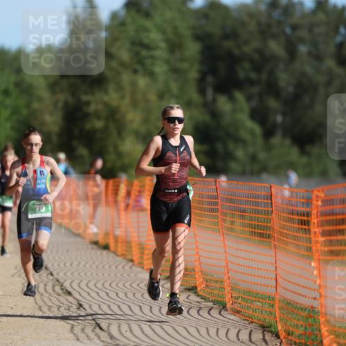 07.09.2025 - 19. Norderstedt Triathlon Michael Strokosch http://msf.ph/oto/8760215 07.09.2025 10:45:11 Laufen 70, 114, 682 meine-sportfotos.de