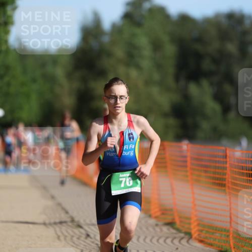 07.09.2025 - 19. Norderstedt Triathlon Michael Strokosch http://msf.ph/oto/8760319 07.09.2025 10:45:14 Laufen 70, 114, 682 meine-sportfotos.de