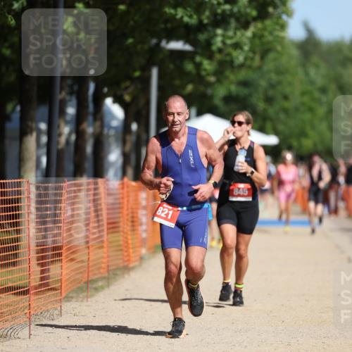 07.09.2025 - 19. Norderstedt Triathlon Michael Strokosch http://msf.ph/oto/8760434 07.09.2025 12:07:11 Laufen 821, 845 meine-sportfotos.de