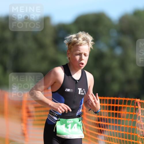 07.09.2025 - 19. Norderstedt Triathlon Michael Strokosch http://msf.ph/oto/8760476 07.09.2025 10:45:18 Laufen 70, 114, 668, 682 meine-sportfotos.de