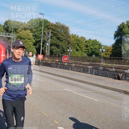 07.09.2025 - BARMER Alsterlauf Yannick Fuchs http://msf.ph/oto/8760605 07.09.2025 09:40:14 Laufen 136, 5966, 6 meine-sportfotos.de
