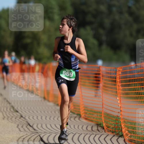 07.09.2025 - 19. Norderstedt Triathlon Michael Strokosch http://msf.ph/oto/8760824 07.09.2025 10:45:32 Laufen 57, 89, 104, 669, 670 meine-sportfotos.de