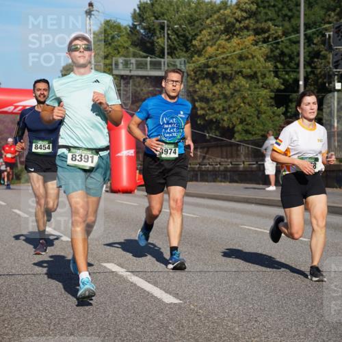 07.09.2025 - BARMER Alsterlauf Yannick Fuchs http://msf.ph/oto/8760838 07.09.2025 09:40:20 Laufen 59, 8454, 3974, 8391, 8 meine-sportfotos.de