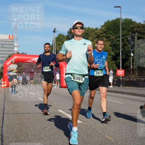 07.09.2025 - BARMER Alsterlauf Yannick Fuchs http://msf.ph/oto/8760865 07.09.2025 09:40:21 Laufen 8454, 8391, 3974, 4978 meine-sportfotos.de