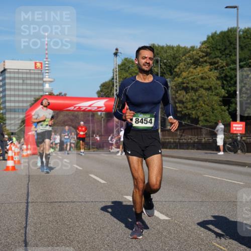 07.09.2025 - BARMER Alsterlauf Yannick Fuchs http://msf.ph/oto/8760895 07.09.2025 09:40:22 Laufen 5043, 8454 meine-sportfotos.de