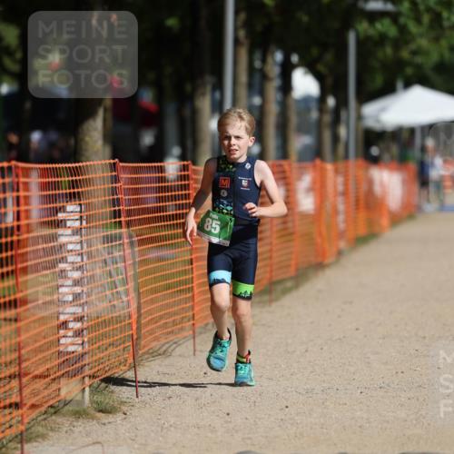 07.09.2025 - 19. Norderstedt Triathlon Michael Strokosch http://msf.ph/oto/8760966 07.09.2025 11:12:38 Laufen 85 meine-sportfotos.de