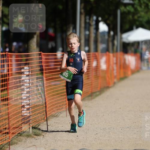 07.09.2025 - 19. Norderstedt Triathlon Michael Strokosch http://msf.ph/oto/8760976 07.09.2025 11:12:39 Laufen 85 meine-sportfotos.de