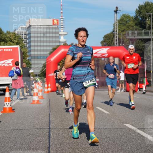 07.09.2025 - BARMER Alsterlauf Yannick Fuchs http://msf.ph/oto/8761000 07.09.2025 09:40:28 Laufen 5745, 4946, 4731 meine-sportfotos.de