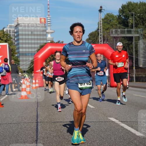 07.09.2025 - BARMER Alsterlauf Yannick Fuchs http://msf.ph/oto/8761024 07.09.2025 09:40:28 Laufen 4977, 5745, 4946, 4731 meine-sportfotos.de