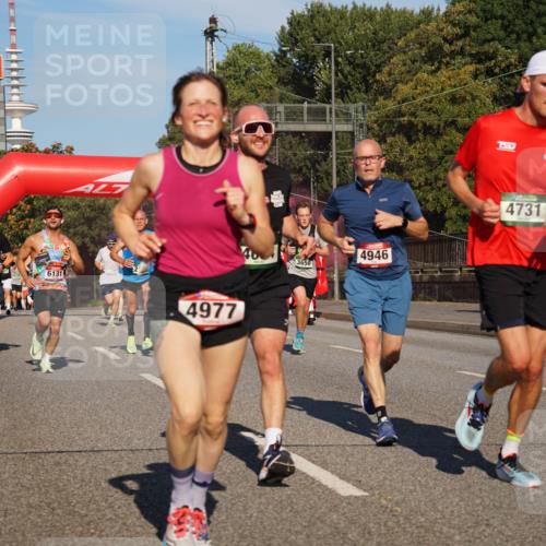 07.09.2025 - BARMER Alsterlauf Yannick Fuchs http://msf.ph/oto/8761053 07.09.2025 09:40:30 Laufen 4182, 6131, 4977, 3650, 4946, 4731 meine-sportfotos.de