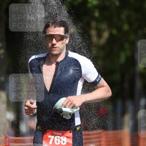 07.09.2025 - 19. Norderstedt Triathlon Michael Strokosch http://msf.ph/oto/8761074 07.09.2025 12:07:33 Laufen 768 meine-sportfotos.de