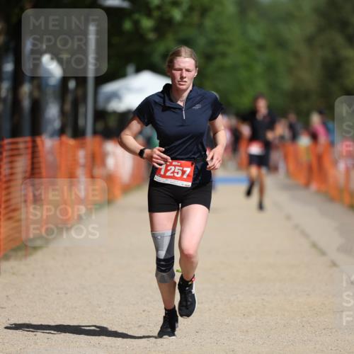 07.09.2025 - 19. Norderstedt Triathlon Michael Strokosch http://msf.ph/oto/8761159 07.09.2025 12:07:52 Laufen 1257 meine-sportfotos.de