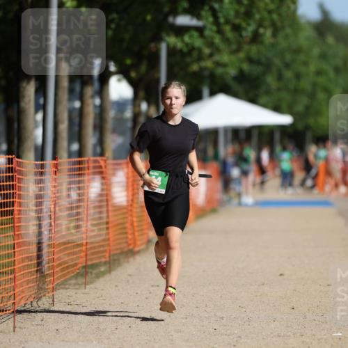 07.09.2025 - 19. Norderstedt Triathlon Michael Strokosch http://msf.ph/oto/8761215 07.09.2025 11:13:16 Laufen 644 meine-sportfotos.de