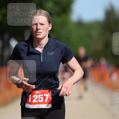 07.09.2025 - 19. Norderstedt Triathlon Michael Strokosch http://msf.ph/oto/8761280 07.09.2025 12:07:55 Laufen 1223, 1257 meine-sportfotos.de