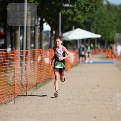 07.09.2025 - 19. Norderstedt Triathlon Michael Strokosch http://msf.ph/oto/8761378 07.09.2025 11:14:08 Laufen 69 meine-sportfotos.de