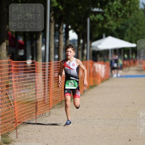 07.09.2025 - 19. Norderstedt Triathlon Michael Strokosch http://msf.ph/oto/8761408 07.09.2025 11:14:08 Laufen 69 meine-sportfotos.de