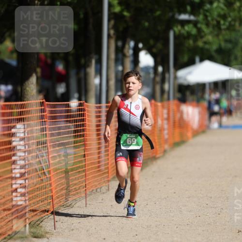 07.09.2025 - 19. Norderstedt Triathlon Michael Strokosch http://msf.ph/oto/8761420 07.09.2025 11:14:09 Laufen 69 meine-sportfotos.de