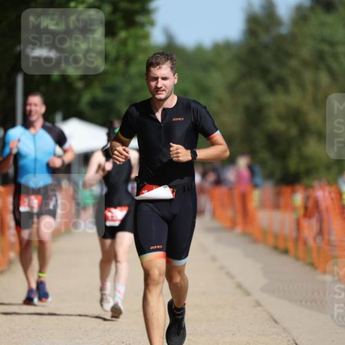 07.09.2025 - 19. Norderstedt Triathlon Michael Strokosch http://msf.ph/oto/8761428 07.09.2025 12:08:00 Laufen 734, 1223, 1288 meine-sportfotos.de