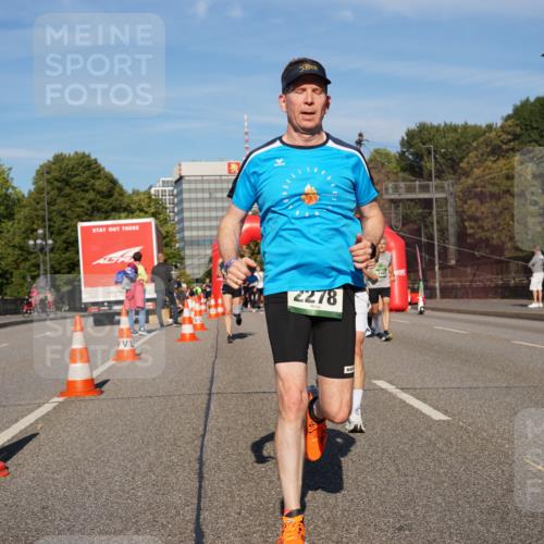07.09.2025 - BARMER Alsterlauf Yannick Fuchs http://msf.ph/oto/8761472 07.09.2025 09:40:40 Laufen 2278 meine-sportfotos.de