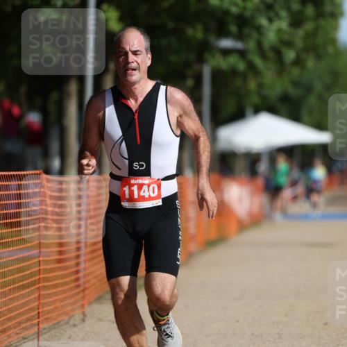 07.09.2025 - 19. Norderstedt Triathlon Michael Strokosch http://msf.ph/oto/8761622 07.09.2025 10:46:01 Laufen 58, 636, 643, 683, 1140 meine-sportfotos.de