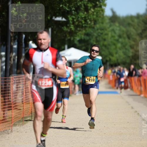 07.09.2025 - 19. Norderstedt Triathlon Michael Strokosch http://msf.ph/oto/8761722 07.09.2025 12:08:18 Laufen 1167, 1210, 1236 meine-sportfotos.de