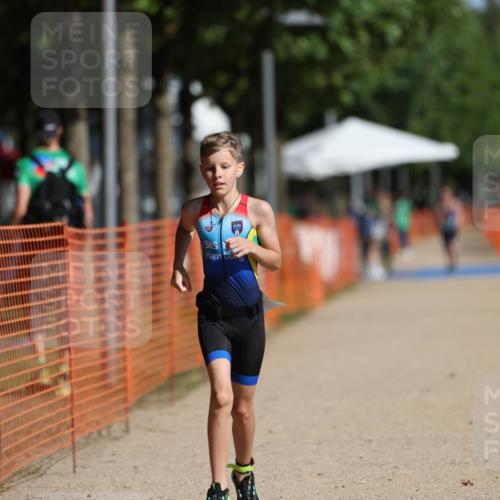 07.09.2025 - 19. Norderstedt Triathlon Michael Strokosch http://msf.ph/oto/8761786 07.09.2025 11:15:06 Laufen 98 meine-sportfotos.de